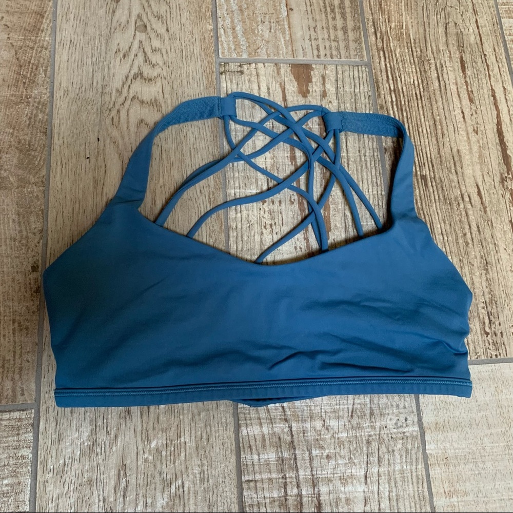 Lululemon Free to be Zen Bra, Size 8